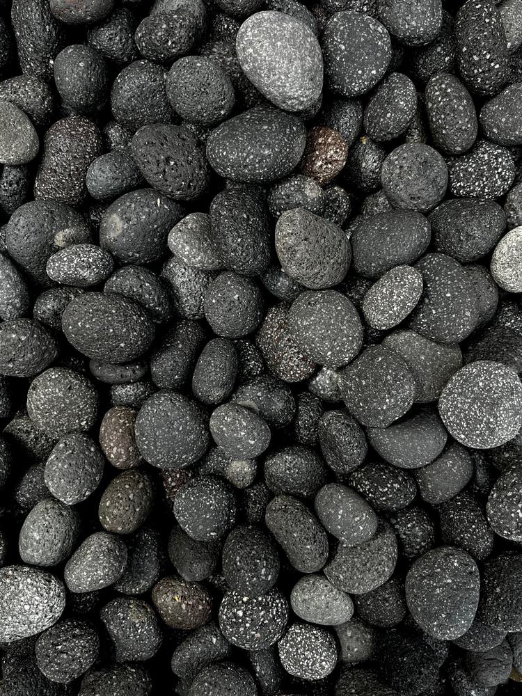 Black Lava Pebbles (1"-2")