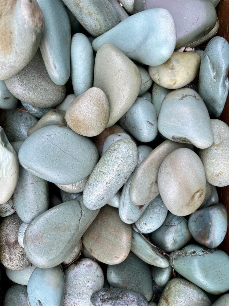 Jade Green Seaside Pebbles -Dry-