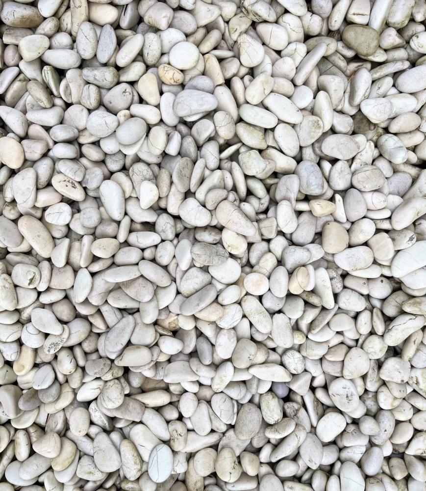 White-Ivory Seaside Pebbles - (44lb. Bags) -Dry- (1/2" - 1")